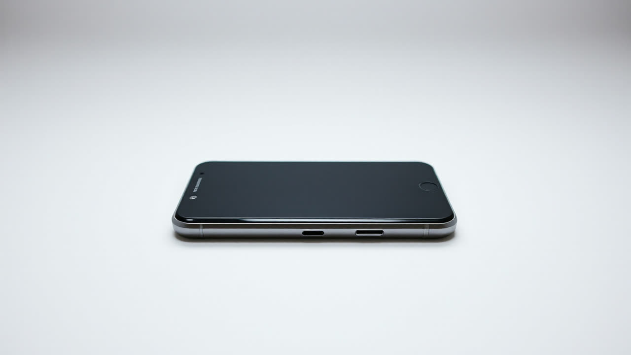 Fairphone 6 Plus: The 'Average' Midrange Phone That Redefines Sustainable Tech