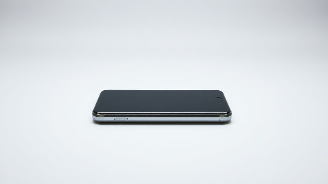 Samsung Galaxy S26 FE's Midrange Dilemma: Incremental Updates, Rising Price, and Shrinking Relevance